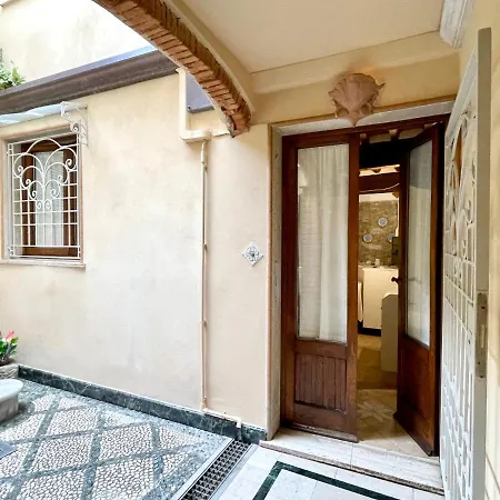 07 Διαμέρισμα *